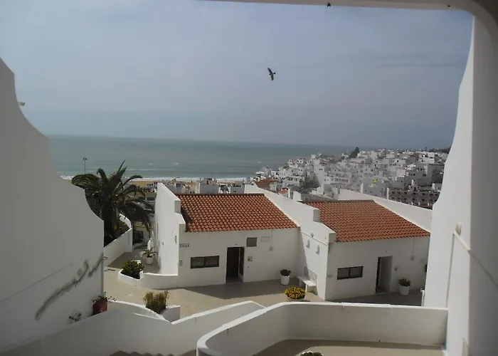Sea View אלבופיירה